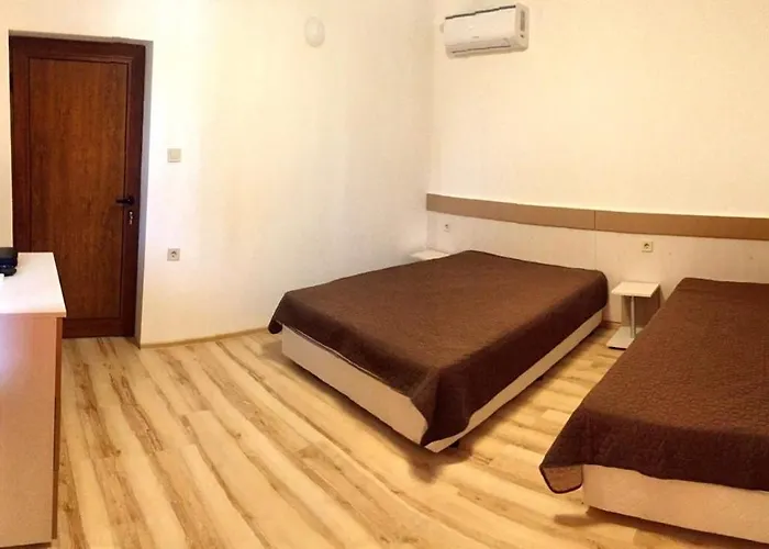 надежда Byala (Varna)